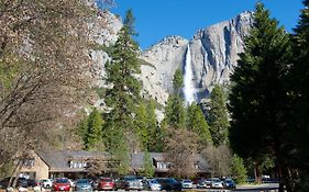 Yosemite Lodge At The Falls